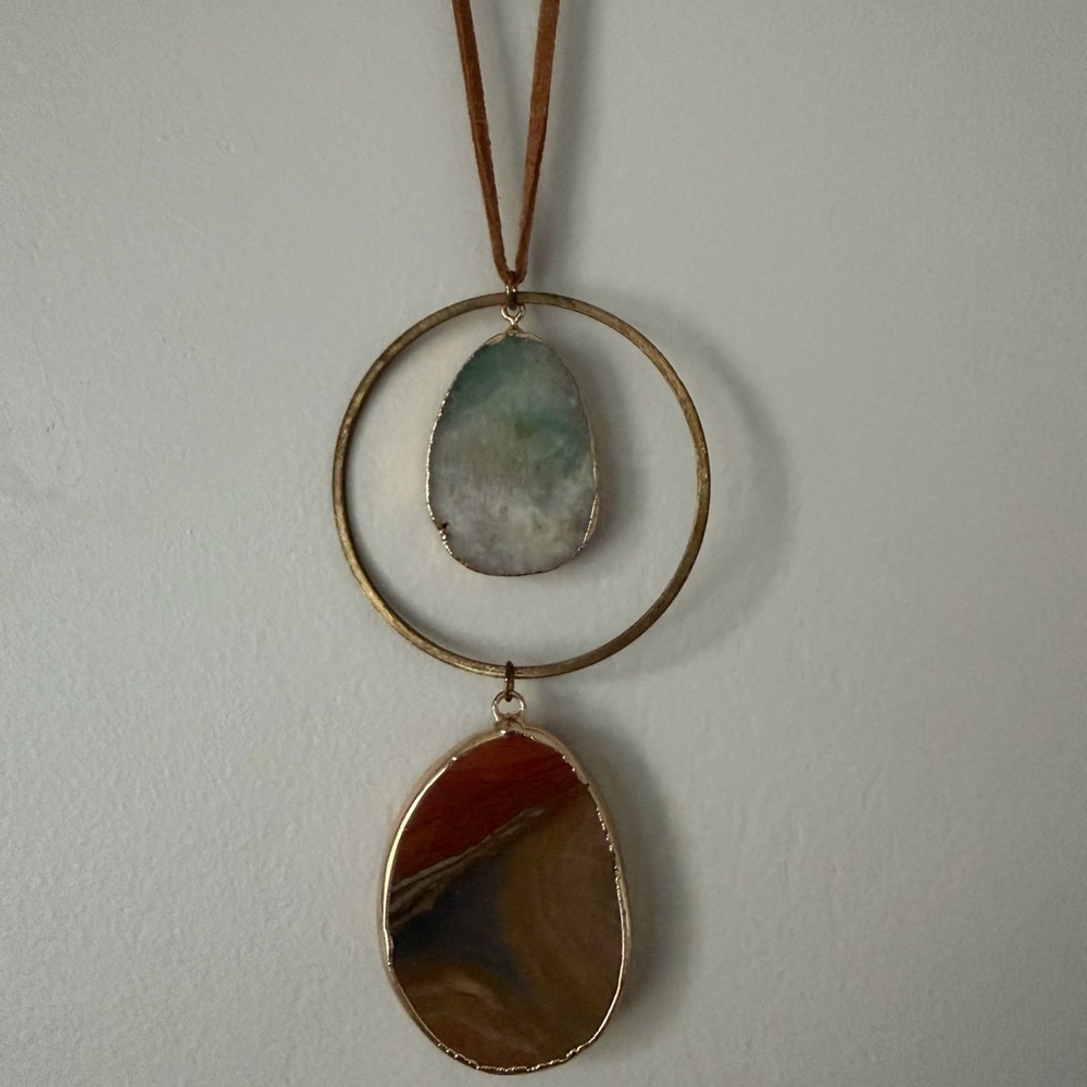 Anthropologie Serefina Leather Crystal Circle Pendant Necklace - Picture 4 of 5